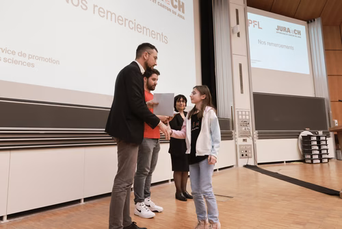Journée à la découverte des Sciences et Remise attestations pour les enfants du Jura