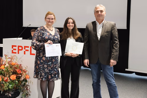 Cérémonie de remise des diplômes aux étudiants MNIS