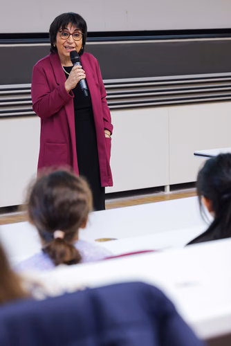 Remise attestations "Internet & Code pour les filles" Service de la promotion des Sciences de l'EPFL