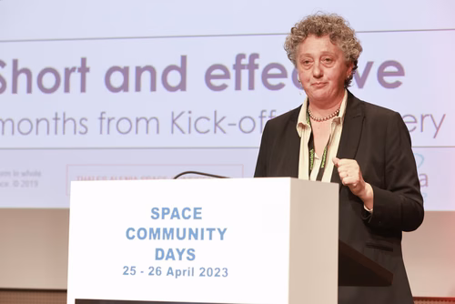 Challenges and opportunities in the space field. Practical and useful information for space industries and newcomers in the domain.
