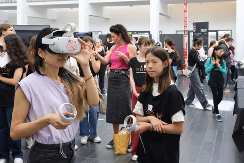 Le Meet up national annuel du Coding club des filles sur le campus de l’EPFL Service de promotion des sciences SPS 