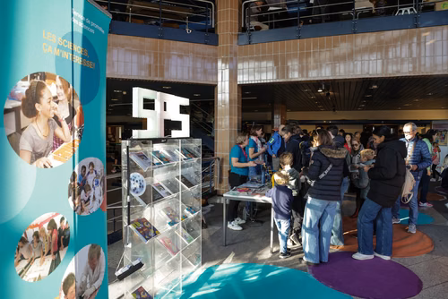 La découverte des sciences et des technologies au cœur du campus, pour les adultes et les enfants.