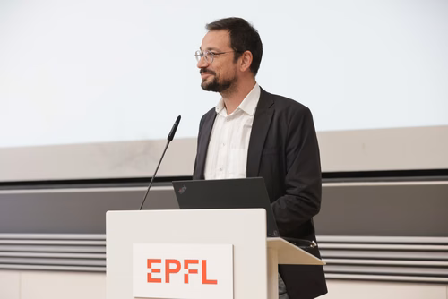 Remises des attestations pour les enfants du Jura 2023 En présence du Ministre de l’éducation du Canton du Jura, M. Martial Courtet Service de promotion des Sciences 