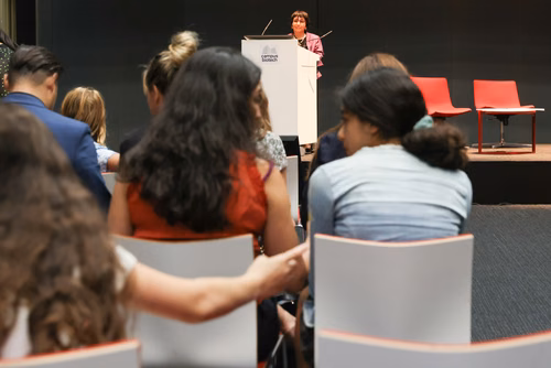 Remises des attestations pour les filles, Genève 2022