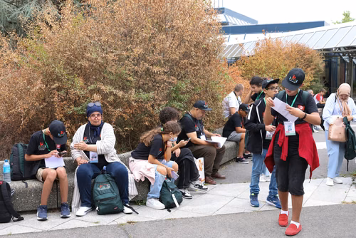 Le championnat des jeux mathématiques et logiques est une compétition populaire et scolaire organisée chaque année à l’échelon européen. Il voit s’affronter des passionné·e·s de mathématiques de toutes générations venus d’une douzaine de pays. Sa finale internationale, qui a traditionnellement lieu à Paris, sera cette année organisée à Lausanne (EPFL). La FSJM gère depuis plus de 30 ans l’organisation de ce championnat en Suisse. Finale sur le Campus EPFL