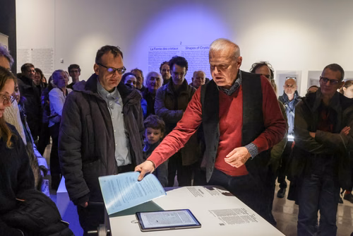 The exhibition Shapes: Patterns in Art and Science explores the richness of the natural and artificial patterns that surround us. Bringing together art, mathematics, materials science and biology, it highlights the shared fascination of scientists and artists with geometric, dynamic and symmetrical structures. Opening