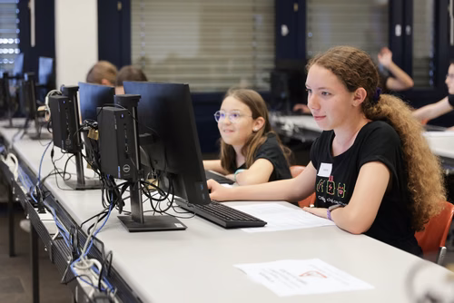 Le Meet up national annuel du Coding club des filles sur le campus de l’EPFL