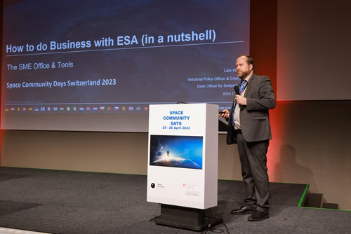 Challenges and opportunities in the space field. Practical and useful information for space industries and newcomers in the domain.