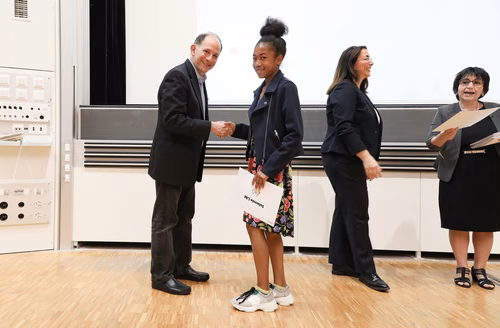 Remise des attestations « Internet & Code pour les filles » de Lausanne