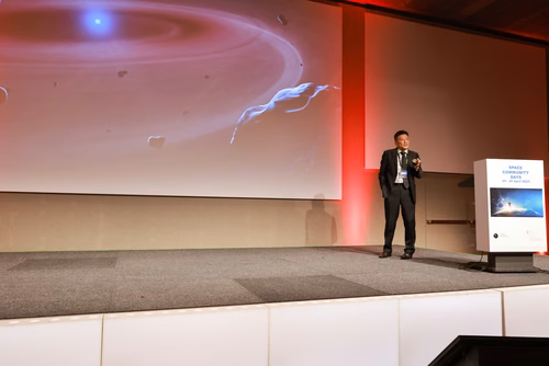 Challenges and opportunities in the space field. Practical and useful information for space industries and newcomers in the domain.