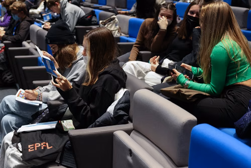 Journée des Gymnasiens accueil et stands 