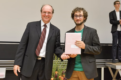 Convocation of the 2016  Physics class, october1, 2016
