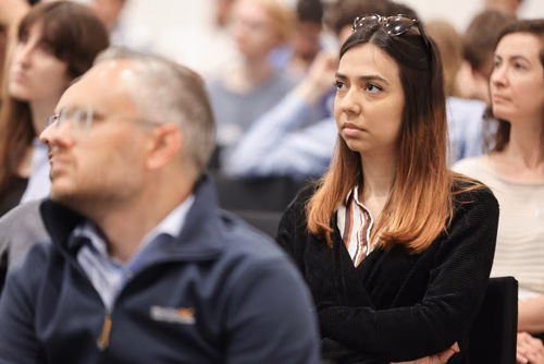 The goal of AI4Science@EPFL day is to gather faculty, researchers and students who work or are interested in applications of machine learning to science.