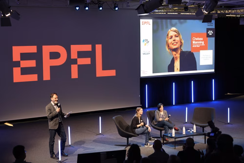 Former US army intelligence analyst, Chelsea Manning and EPFL Professor Carmela Troncoso,  in conversation at EPFL’s Rolex Learning Center next  for an exclusive, live discussion, open to the public and streamed, on privacy and data security for the public good.