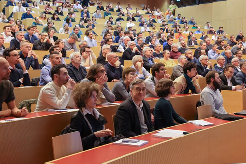 Introduction by Dean Katrin Beyer and Prof. Stephen Foster (President of the International Federation for Structural Concrete, fib). Lecture by Prof. Aurelio Muttoni, conclusion by Prof. Andreas Mortensen (EPFL Associate Vice President for Research).