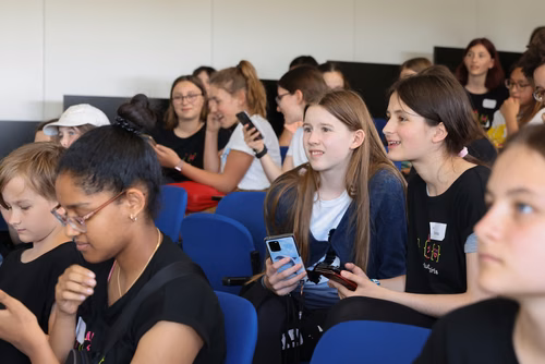 Le tout premier Meet up national du Coding club des filles s'est déroulé sur le campus de l’EPFL à Lausanne.
