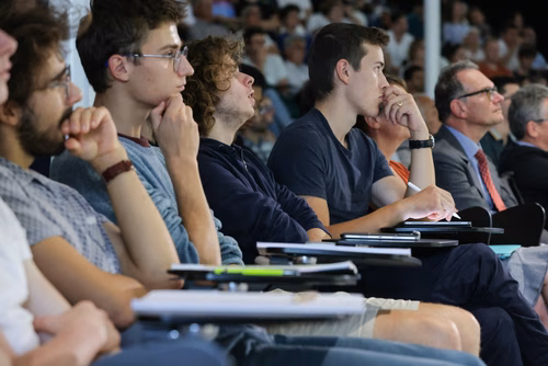 Conférence d'Alain Aspect, prix Nobel de physique 2022