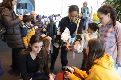 Atelier robotique pour les filles Campus Biotech, remise des attestations