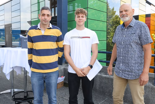 Remise des CFC aux apprentis EPFL 