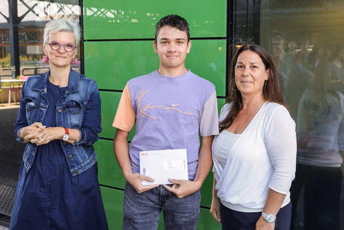 Remise des CFC aux apprentis EPFL 