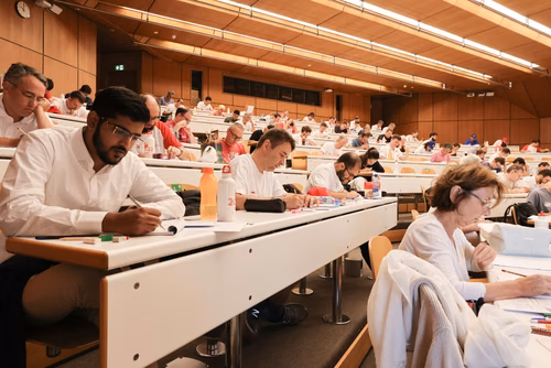 The championship of mathematical and logical games is a popular and school competition organised every year in Europe and beyond. Mathematics aficionados of all ages from about twelve countries participate in this competition. The international final, traditionally taking place in Paris, will find its way to Lausanne (EPFL) this year. The FSJM (Swiss Federation of Mathematical Games) has been organising the Swiss part of this championship for now more than 30 years. Final at EPFL Campus
