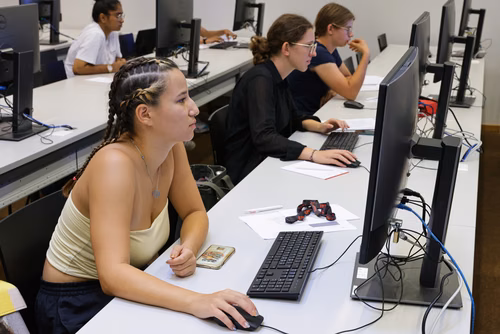 Cours Turing adressés aux gymnasiens, gymnasiennes de suisse romande.