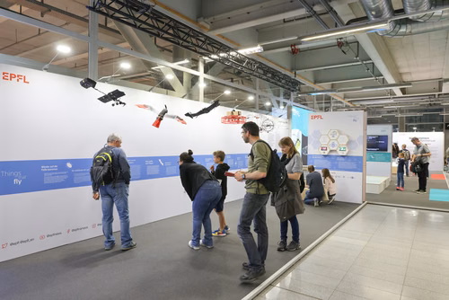 L’EPFL vous propose d’explorer ces liens étroits entre science et monde animal à travers une exposition de 200m2 présentant une sélection de projets de recherche issus des laboratoires de l’École.