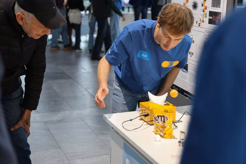 To celebrate 100 years of quantum science and technology, we invite you to discover the strange and fascinating world of quantum physics through hands-on activities, interactive demonstrations, workshops, and engaging talks.
