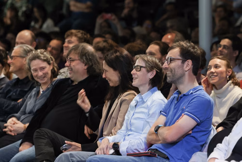 Les prix Ig Nobel honorent une recherche qui fait rire puis réfléchir.