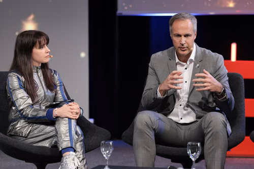 Learn how space exploration can drive public-private partnerships in science and technology. With keynotes from renowned Space Icons and panels featuring industry and research experts