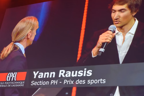 At the graduation ceremony held on Saturday morning, the students received their Master's degree in front of a crowd of 3,000 people made up of family and friends, professors and special EPFL guests.