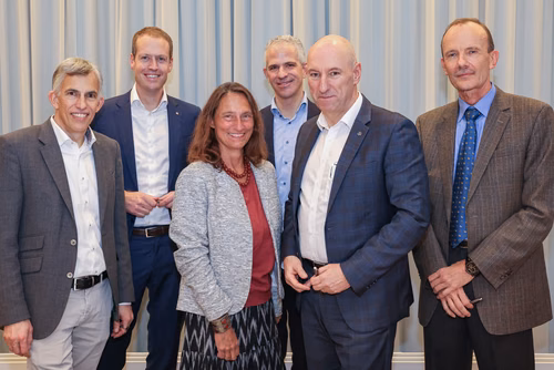 EPFL and UBS are launching a strategic partnership to promote innovation and young entrepreneurship. The cooperation also focuses on expanding access to education in STEM subjects for children and young people and promoting young talent.