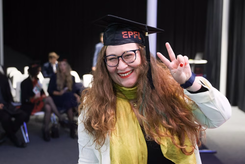 Cette cérémonie a pour objectif de remettre les Prix de la Recherche de l'EPFL aux lauréat·es et de féliciter toutes les doctorantes et doctorants qui ont terminé leur thèse avec succès cette année.