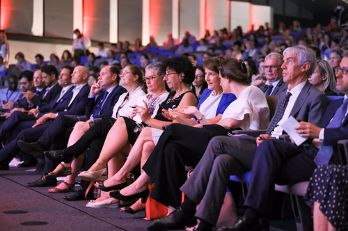 La ville de Lausanne a été choisie pour accueillir la 11ème édition de la Conférence Mondiale des Journalistes Scientifiques (WCSJ), du 1er au 5 juillet 2019. Organisée par l’Association suisse du journalisme scientifique (ASJS), l'Association des journalistes scientifiques de la presse d’information (AJSPI) et L'Association des journalistes scientifiques en Italie (SWIM), elle rassemblera des journalistes du monde entier autour du thème "Atteindre de nouveaux sommets en journalisme scientifique".
