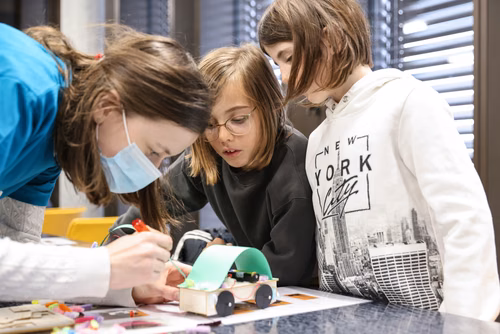 Ateliers scientifiques d’une heure pour les jeunes âgés de 7 à 13 ans proposés les 13 et 14 novembre 2021 à l’EPFL Valais Wallis