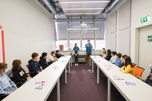 Ateliers scientifiques d’une heure pour les jeunes âgés de 7 à 13 ans proposés les 13 et 14 novembre 2021 à l’EPFL Valais Wallis