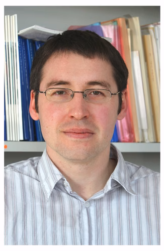 Daniel Kressner est nommé professeur ordinaire de mathématiques à la Faculté des Sciences de Base (SB).