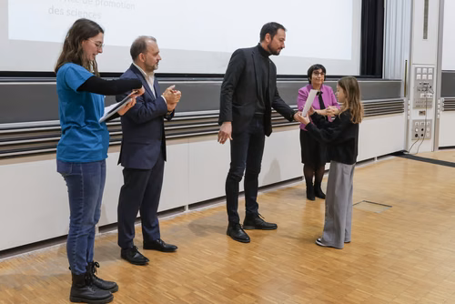 Remises des attestations robots et informatique pour les enfants du Jura