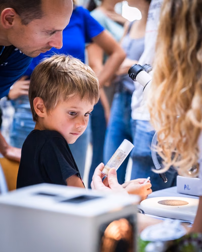 The EPFL campus was full of fun this weekend during the Open House organised for the School's 50th anniversary. Nearly 40,000 visitors were on site over the weekend.