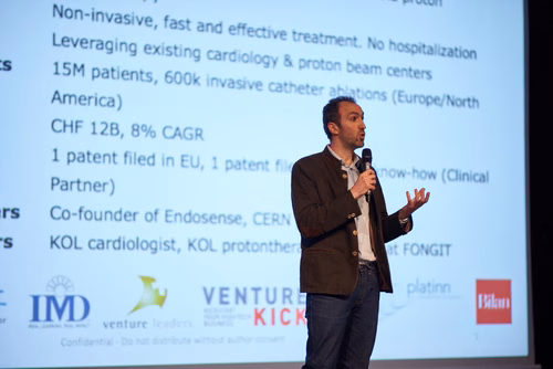 19 entrepreneurs ont “pitché” devant près de 300 personnes lors de la Startup Champions Seed Night coorganisée par l’EPFL Alumni et venturelab au Forum Rolex Learning Center. Daniel Yanisse (MT’12), CEO et co-fondateur de Checkr, était l’invité d’honneur de cette édition.