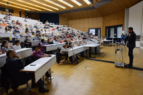 Remises des attestations robots et informatique pour les enfants du Jura