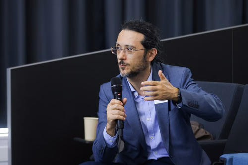 L'apprentissage automatique a été la principale force motrice pour amener l'intelligence artificielle dans le monde réel.
