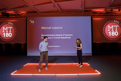 The 14 PhD Students finalists of the competition My Thesis in 180 seconds (MT180) present their research in simple, straightforward terms in 3 minutes exactly, in English or in French, using humour, metaphores and examples. A jury made up of people from the scientific community and the broader science world, the business world and the media decide between the doctoral candidates and award a prize to the three best candidates. The prizes are CHF 1000, CHF 700 and CHF 400 for the 1st, 2nd and 3rd places. 