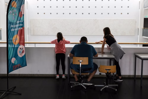 Le Meet up national annuel du Coding club des filles sur le campus de l’EPFL Service de promotion des sciences SPS 