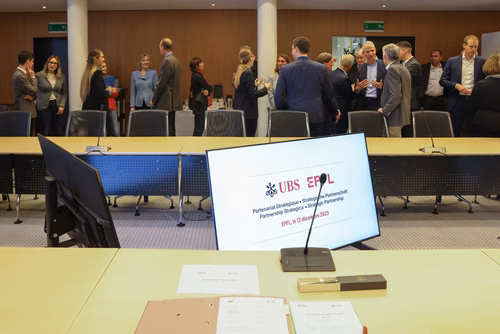 EPFL and UBS are launching a strategic partnership to promote innovation and young entrepreneurship. The cooperation also focuses on expanding access to education in STEM subjects for children and young people and promoting young talent.