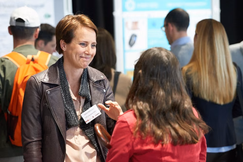 22 entrepreneurs ont participé au concours de “pitch” devant 400 personnes lors de la Startup Champions Seed Night coorganisée par l’EPFL Alumni et venturelab au Forum Rolex Learning Center. Tej Tadi (PhD SV’11), fondateur et CEO de MindMaze, était l’invité d’honneur de cette édition.