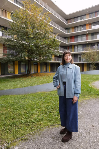 Pour sa thèse de doctorat en architecture, Fiona del Puppo s’est penchée sur les difficultés des jeunes à se loger après leurs études. Elle détaille ses observations dans une chronique parue dans trois quotidiens romands.