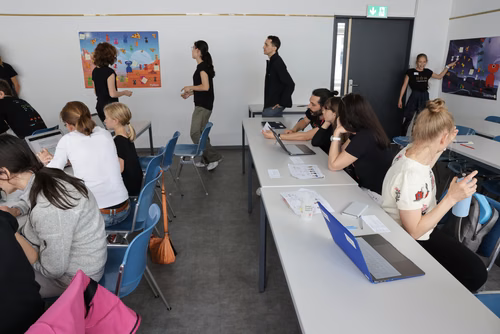 Le Meet up national annuel du Coding club des filles sur le campus de l’EPFL Service de promotion des sciences SPS 