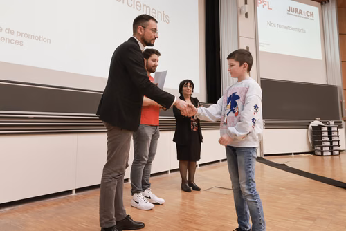 Journée à la découverte des Sciences et Remise attestations pour les enfants du Jura