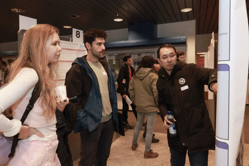 La conférence sur les systèmes de traitement de l'information neuronale (NeurIPS) est la principale conférence sur l'apprentissage automatique.